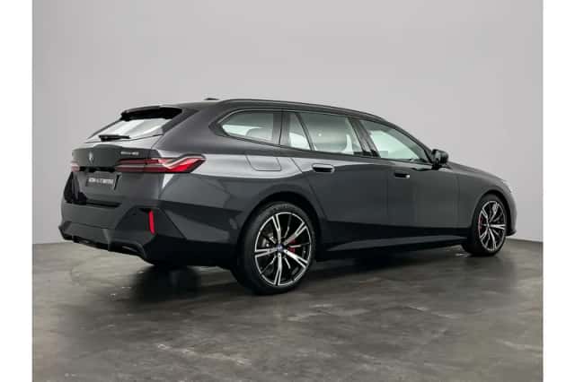 BMW i5 (2026) thumbnail 9
