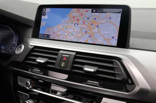 BMW X3 (2021) thumbnail 5