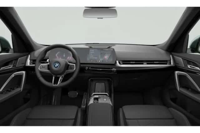 BMW iX1 (2026) thumbnail 4