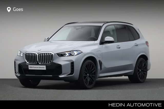 BMW X5 (2025) thumbnail 1