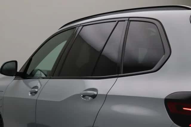 BMW X5 (2025) thumbnail 8