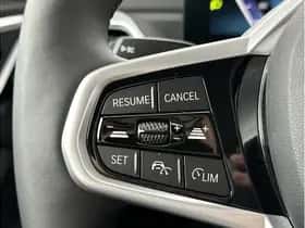 BMW i4 (2026) thumbnail 11
