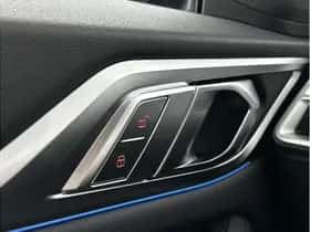 BMW i4 (2026) thumbnail 24
