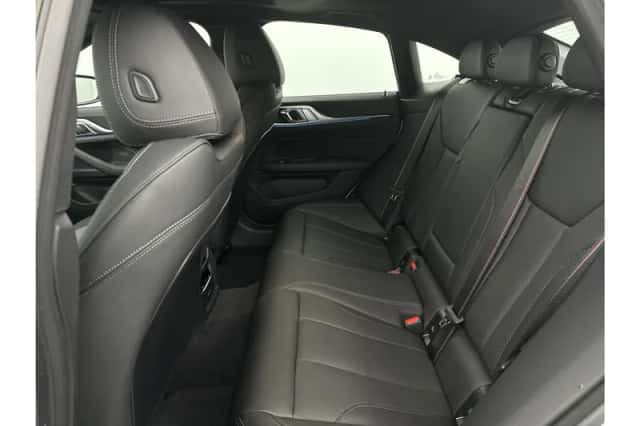 BMW i4 (2026) thumbnail 27