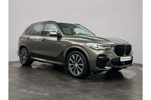 BMW X5 (2023) thumbnail 2