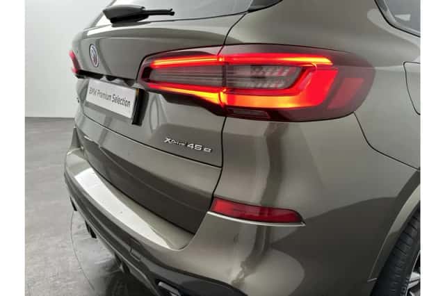 BMW X5 (2023) thumbnail 22