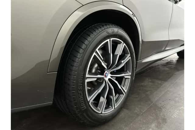 BMW X5 (2023) thumbnail 29