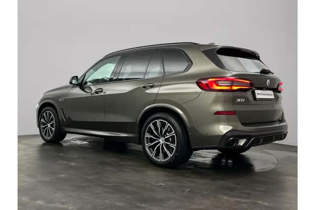 BMW X5 (2023) thumbnail 4