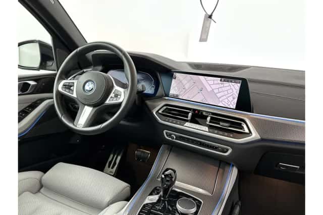 BMW X5 (2023) thumbnail 31