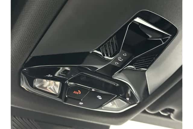 BMW iX2 (2026) thumbnail 13