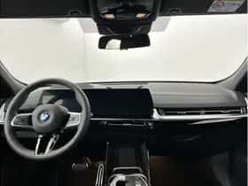 BMW iX2 (2026) thumbnail 26