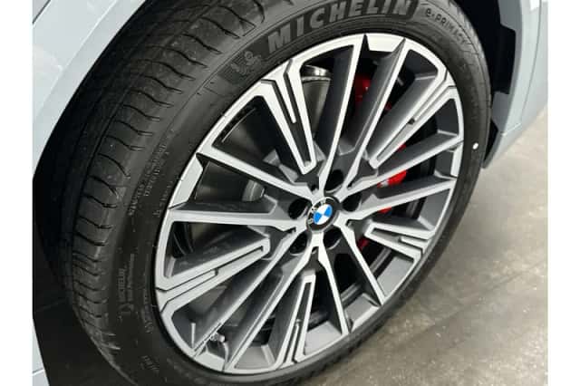 BMW iX2 (2026) thumbnail 34