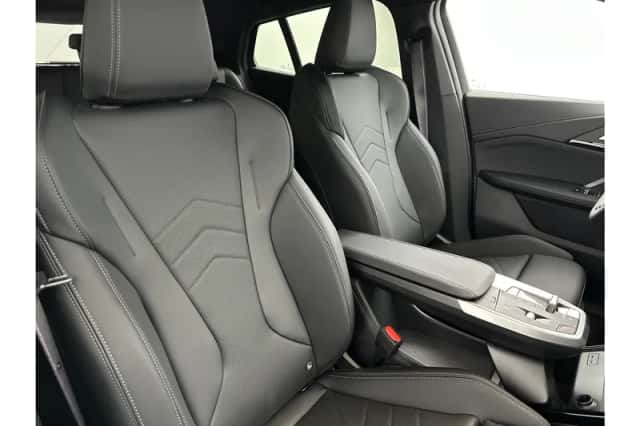 BMW iX2 (2026) thumbnail 35