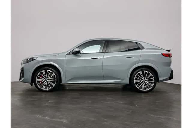 BMW iX2 (2026) thumbnail 8