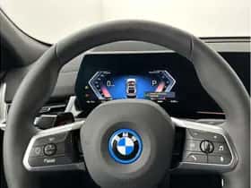 BMW iX2 (2026) thumbnail 9