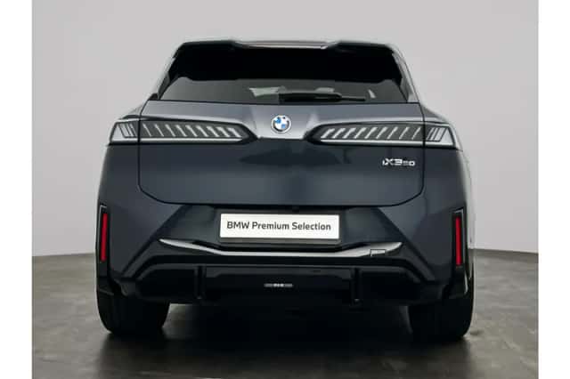 BMW iX3 (2026) thumbnail 5
