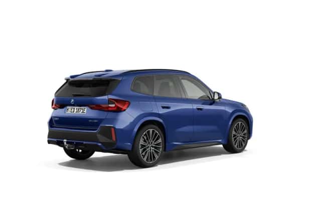 BMW iX1 (2026) thumbnail 2