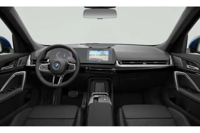 BMW iX1 (2026) thumbnail 4