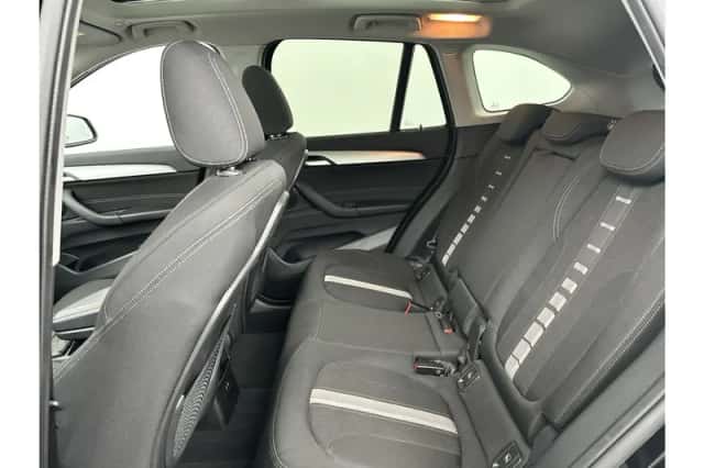 BMW X1 (2022) thumbnail 12
