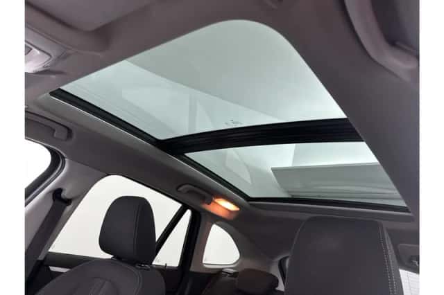 BMW X1 (2022) thumbnail 14