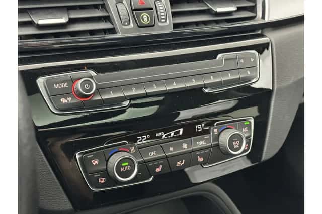 BMW X1 (2022) thumbnail 17