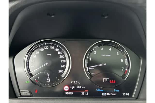BMW X1 (2022) thumbnail 10