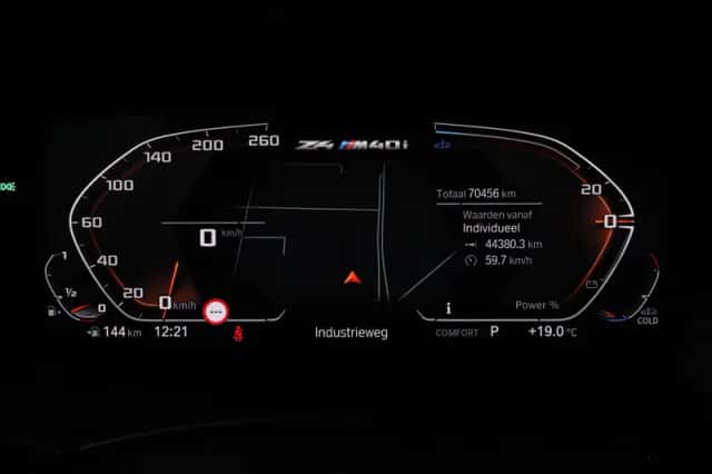 BMW Z4 (2021) thumbnail 3