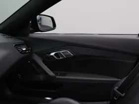 BMW Z4 (2021) thumbnail 9
