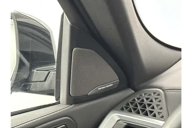 BMW X6 (2025) thumbnail 14