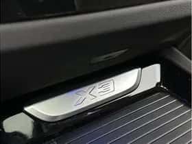 BMW X3 (2019) thumbnail 15