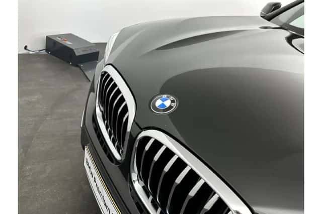 BMW X3 (2019) thumbnail 24