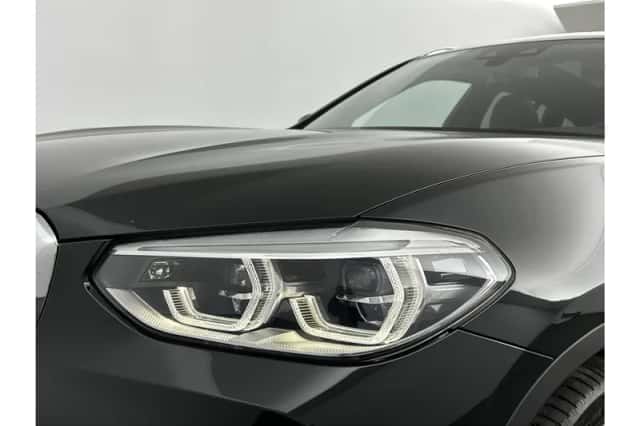 BMW X3 (2019) thumbnail 27