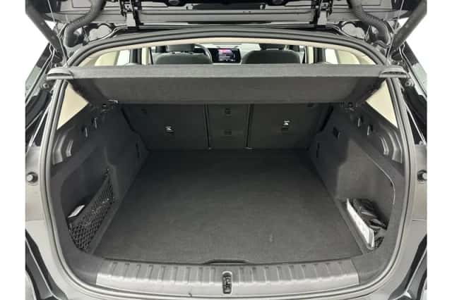 BMW iX1 (2023) thumbnail 14