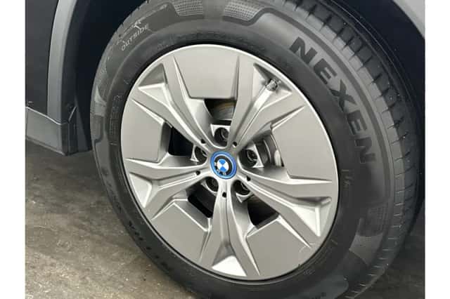BMW iX1 (2023) thumbnail 20