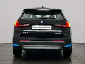 BMW iX1 (2023) thumbnail 3