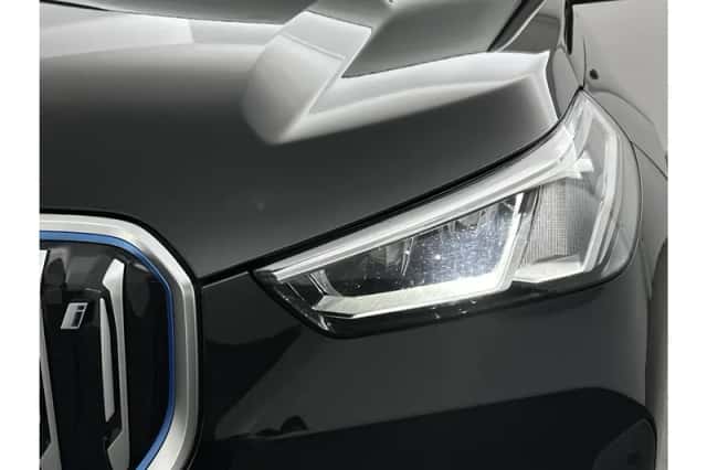 BMW iX1 (2023) thumbnail 25