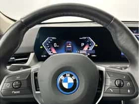 BMW iX1 (2023) thumbnail 9