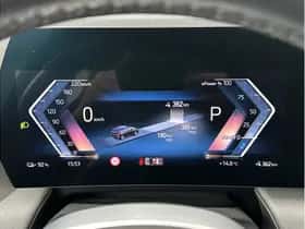 BMW iX1 (2023) thumbnail 10