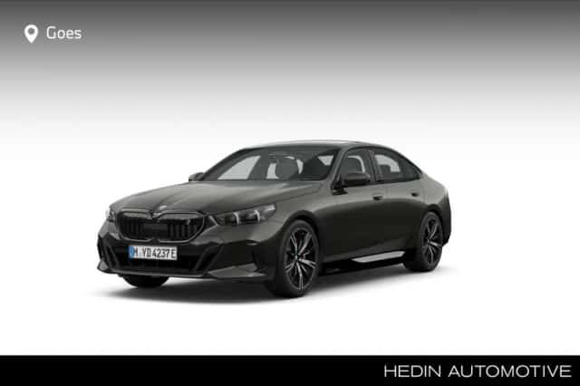 BMW i5 (2026) thumbnail 1