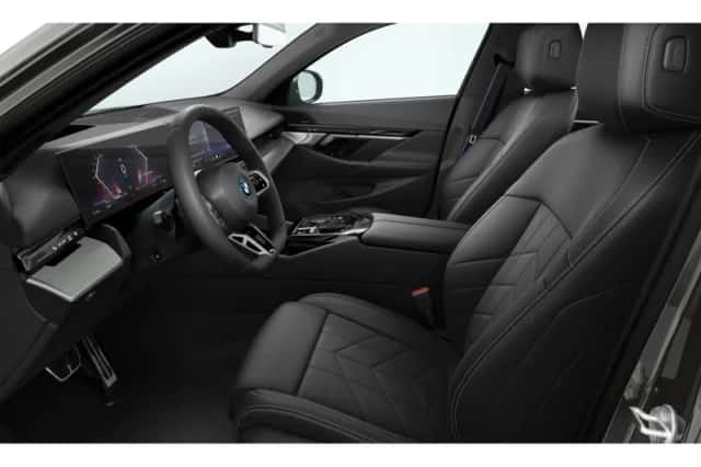 BMW i5 (2026) thumbnail 3