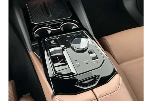 BMW 5-Serie (2025) thumbnail 18