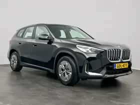BMW iX1 (2024) thumbnail 3