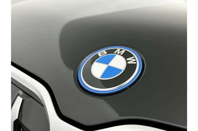 BMW iX1 (2024) thumbnail 22