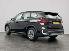 BMW iX1 (2024) thumbnail 4