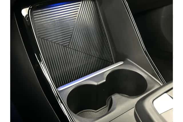 BMW iX1 (2024) thumbnail 45