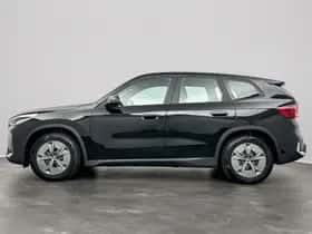 BMW iX1 (2024) thumbnail 8