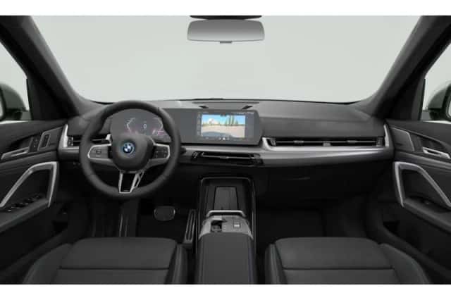 BMW iX1 (2026) thumbnail 4