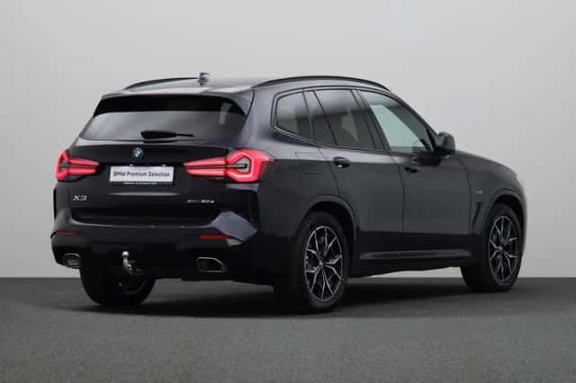 BMW X3 (2021) thumbnail 2