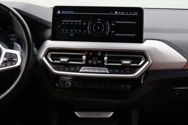 BMW X3 (2021) thumbnail 24