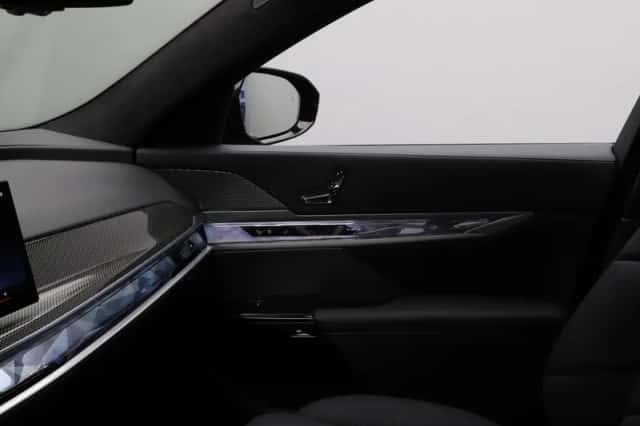 BMW 7-Serie (2024) thumbnail 18